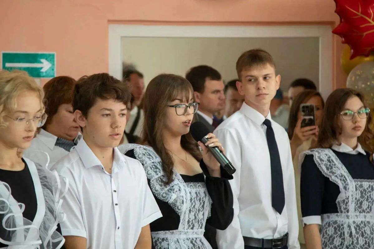День знаний подходит к концу, но он надолго останется в памяти учеников, их родителей и учителей День знаний подходит к концу, но он надолго останется в памяти учеников, их родителей и учителей