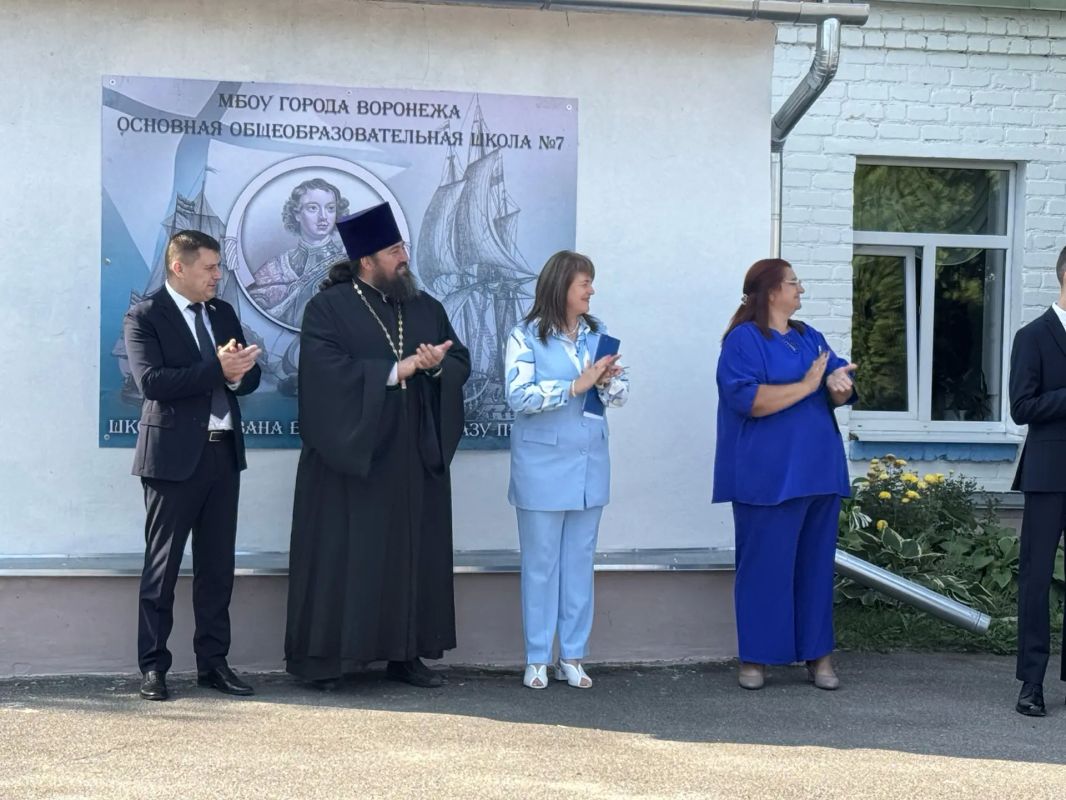 Сегодня был отличный день – заехал в гости к ребятам и педагогам из 7-й и 77-й школ Сегодня был отличный день – заехал в гости к ребятам и педагогам из 7-й и 77-й школ