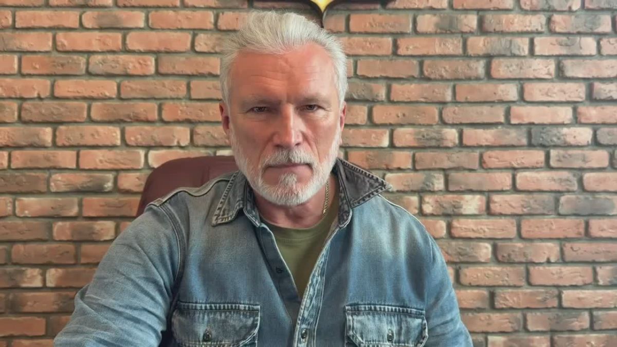 Зеленского надо ликвидировать раньше, чем будет сбит наш гражданский самолет