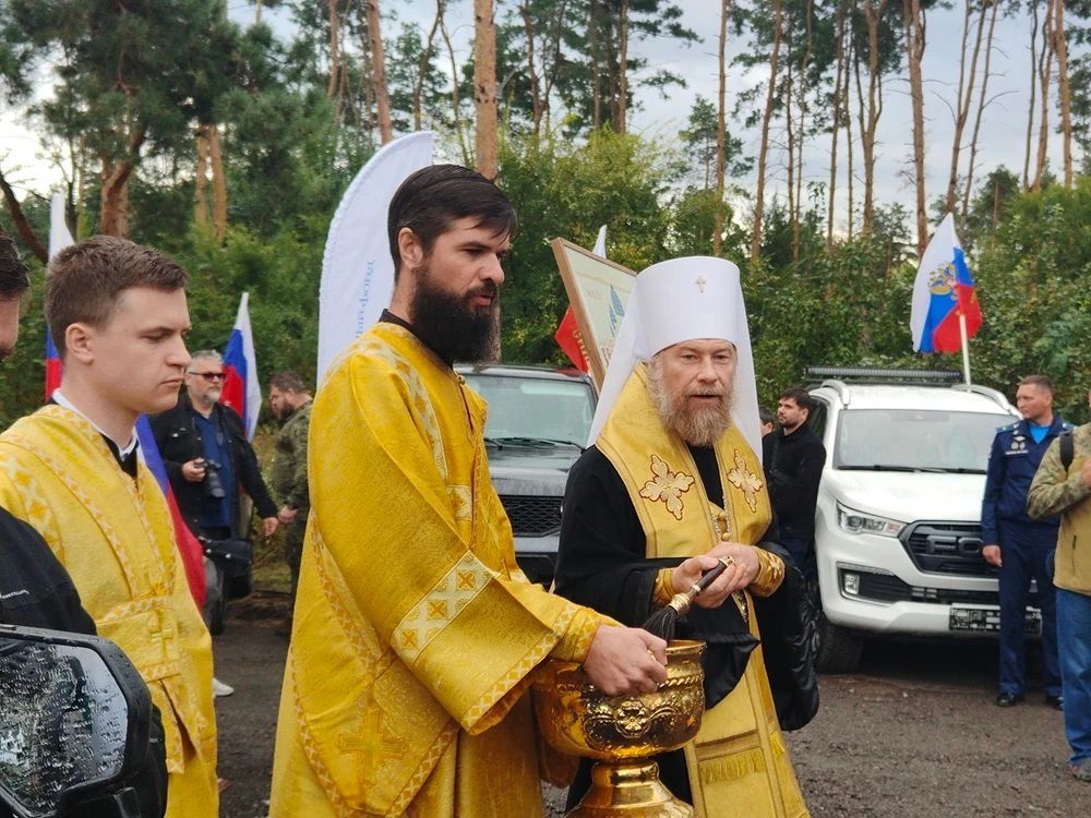 Более 50 единиц техники передали защитникам Отечества в Воронеже Более 50 единиц техники передали защитникам Отечества в Воронеже