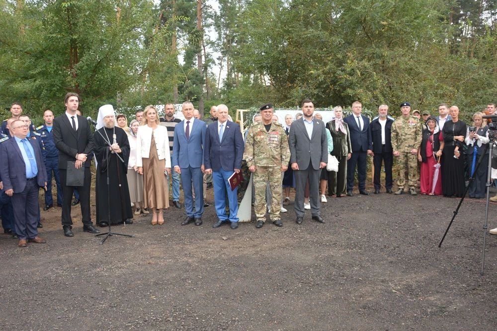 Более 50 единиц техники передали защитникам Отечества в Воронеже Более 50 единиц техники передали защитникам Отечества в Воронеже