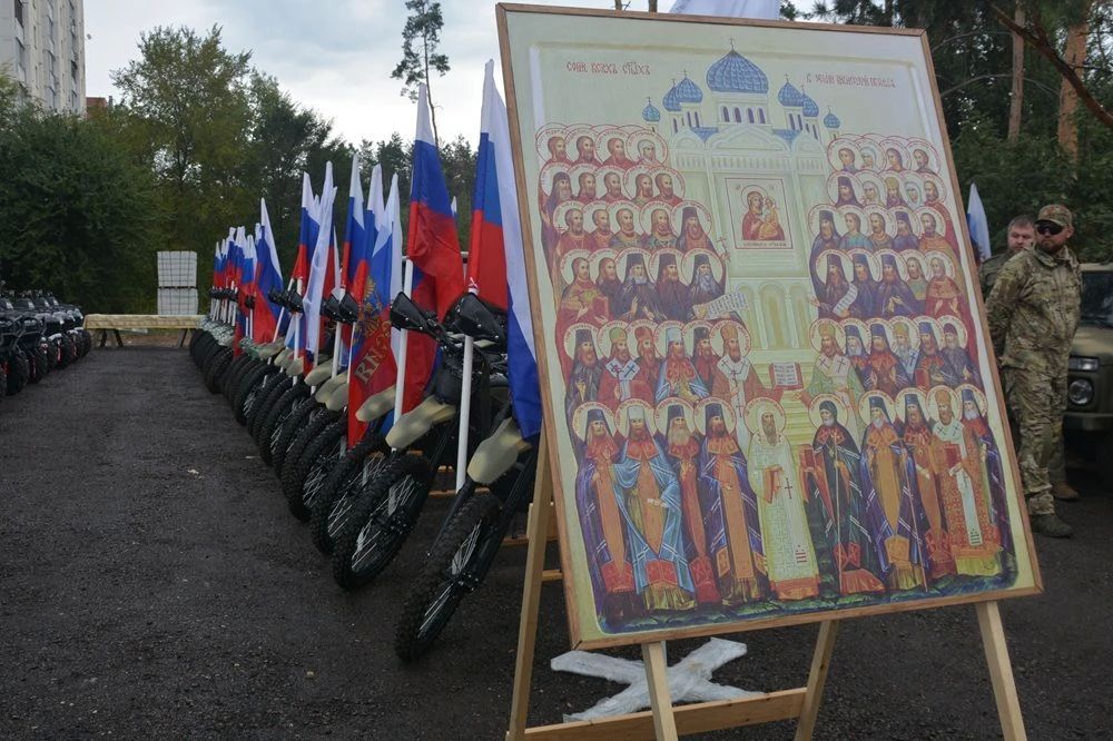 Более 50 единиц техники передали защитникам Отечества в Воронеже Более 50 единиц техники передали защитникам Отечества в Воронеже