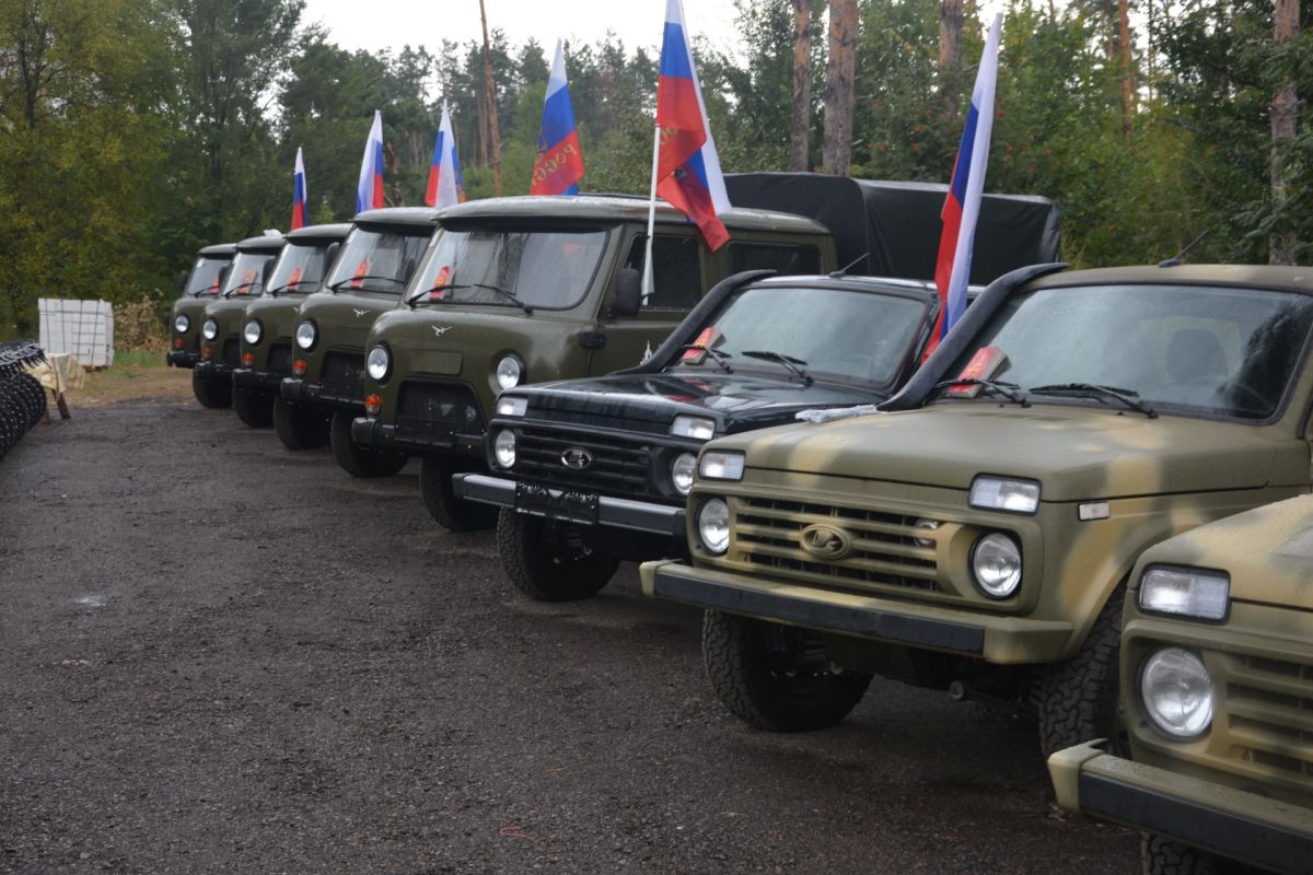 В единстве – наша сила. В Воронеже состоялась торжественная передача техники и гуманитарного груза для защитников Отечества В единстве – наша сила. В Воронеже состоялась торжественная передача техники и гуманитарного груза для защитников Отечества