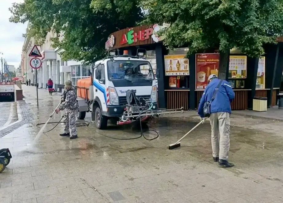 Продолжаем готовить главную улицу ко Дню города