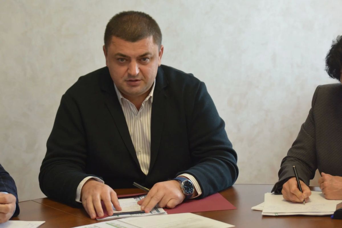 Состоялось первое заседание постоянной комиссии городской Думы по вопросам ветеранов боевых действий – участников специальной военной операции и членов их семей под председательством депутата Михаила Гамбурга Состоялось первое заседание постоянной комиссии городской Думы по вопросам ветеранов боевых действий – участников специальной военной операции и членов их семей под председательством депутата Михаила Гамбурга