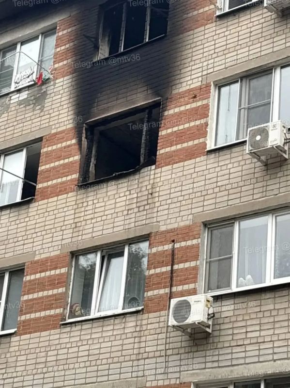 При пожаре в общежитии на улице Молодогвардейцев пострадал 50-летний мужчина При пожаре в общежитии на улице Молодогвардейцев пострадал 50-летний мужчина