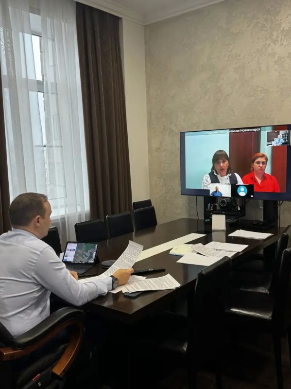 Министр цифрового развития области обсудил с жителями проблемы подключения сельских населённых пунктов к интернету Министр цифрового развития области обсудил с жителями проблемы подключения сельских населённых пунктов к интернету