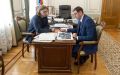 Мэр Воронежа Сергей Петрин встретился с фотографом Андреем Парфеновым, чтобы поздравить его с юбилеем и обсудить продолжение легендарного фотоальбома «Воронеж», вышедшего в 1976 году