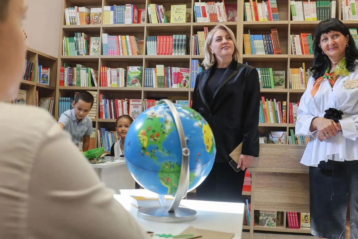 «Не просто хранилище книг»: в Воронеже открыли новую модельную библиотеку «Не просто хранилище книг»: в Воронеже открыли новую модельную библиотеку