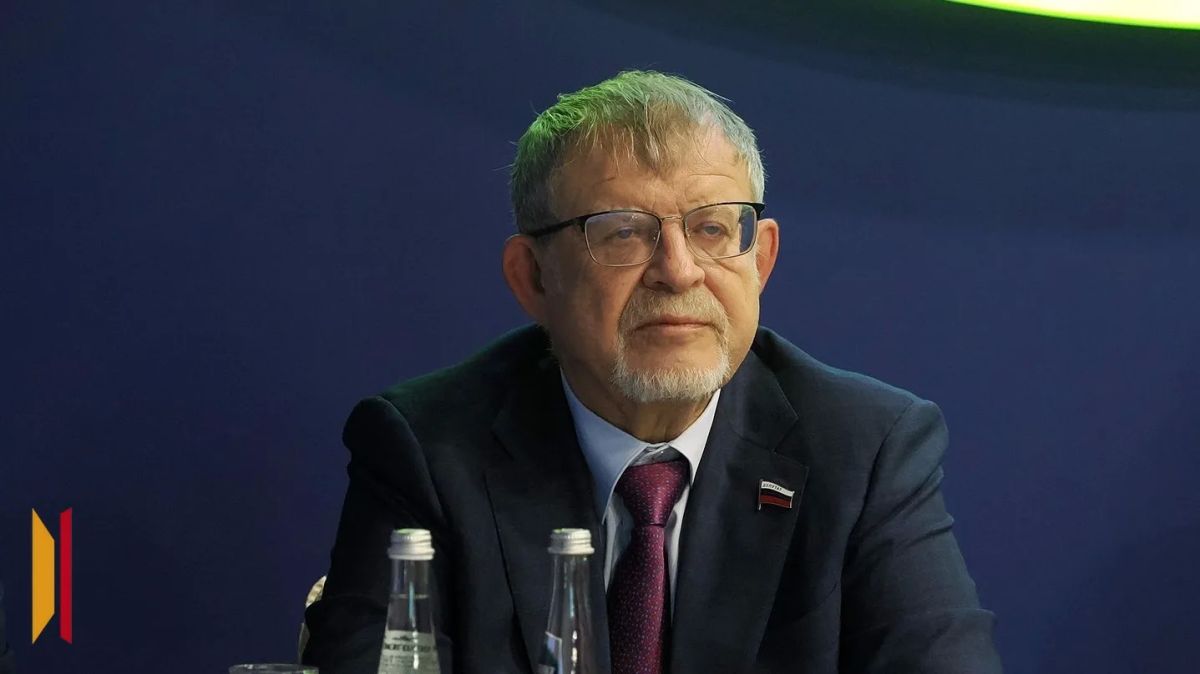 Губернатор Александр Гусев и депутаты Госдумы, члены фракции «Единая Россия» призывают воронежцев принять участие в выборах Губернатор Александр Гусев и депутаты Госдумы, члены фракции «Единая Россия» призывают воронежцев принять участие в выборах