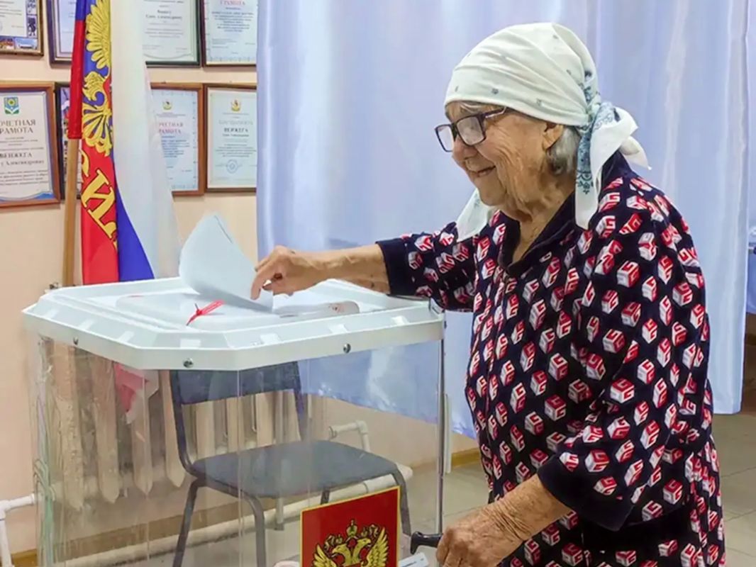 Жители Воронежской области принимают активное участие в выборах! Жители Воронежской области принимают активное участие в выборах!