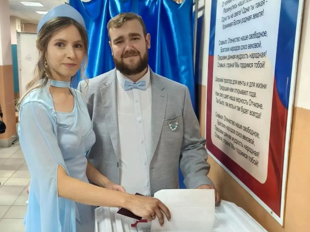 Жители Воронежской области принимают активное участие в выборах! Жители Воронежской области принимают активное участие в выборах!