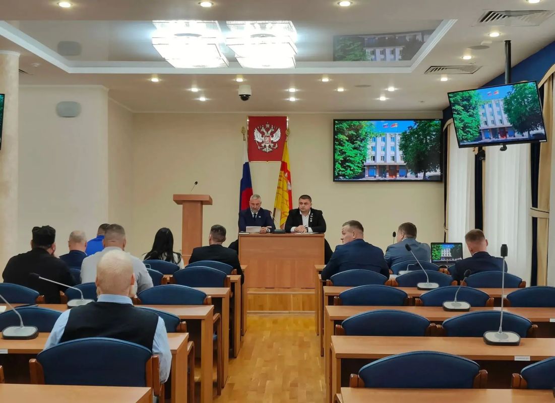 В городской Думе прошло второе заседание постоянной комиссии по вопросам поддержки ветеранов боевых действий под председательством депутата Михаила Гамбурга В городской Думе прошло второе заседание постоянной комиссии по вопросам поддержки ветеранов боевых действий под председательством депутата Михаила Гамбурга