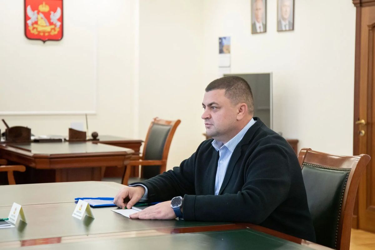 Сегодня также встретился с председателем Воронежской городской Думы Героем России Андреем Дьяченко Сегодня также встретился с председателем Воронежской городской Думы Героем России Андреем Дьяченко