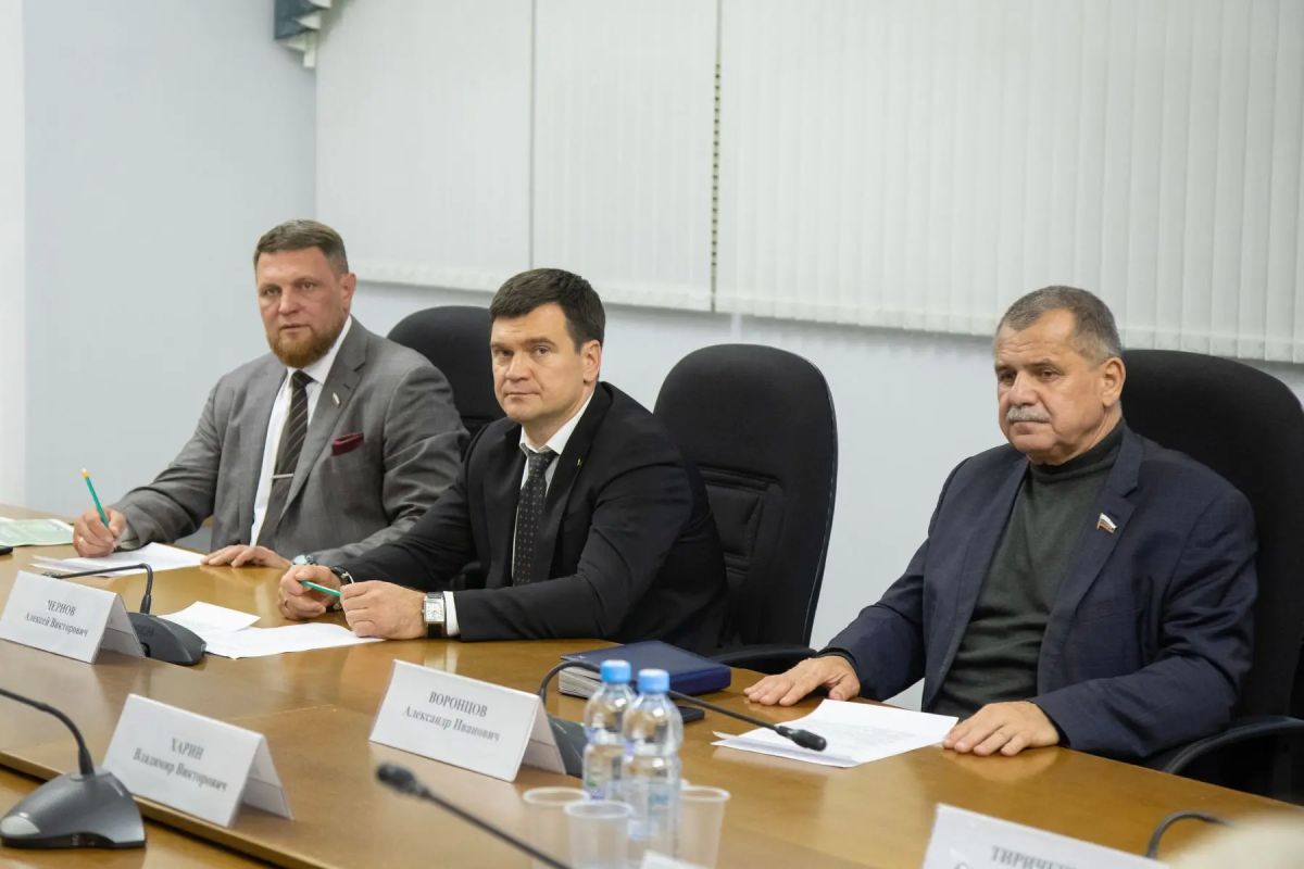 В Воронежской областной Думе обсудили дополнительные меры поддержки участников СВО и членов их семей В Воронежской областной Думе обсудили дополнительные меры поддержки участников СВО и членов их семей