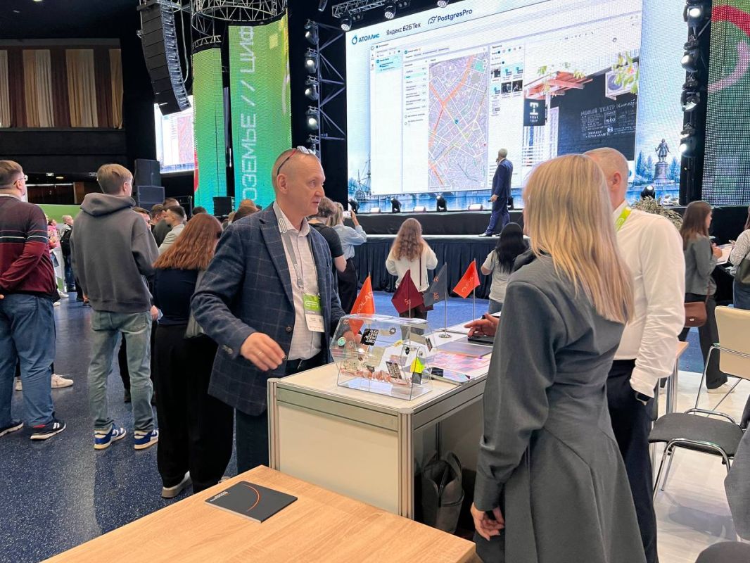 Прямо сейчас в Воронеже на площадке Event hall ТРЦ «Сити-парка "Град"» проходит главное IT-событие в макрорегионе — «Цифроземье» Прямо сейчас в Воронеже на площадке Event hall ТРЦ «Сити-парка "Град"» проходит главное IT-событие в макрорегионе — «Цифроземье»