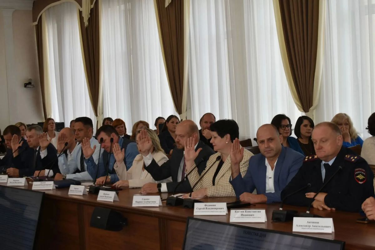 Главой Борисоглебского городского округа избран Александр Леонов, ранее возглавлявший администрацию города Главой Борисоглебского городского округа избран Александр Леонов, ранее возглавлявший администрацию города