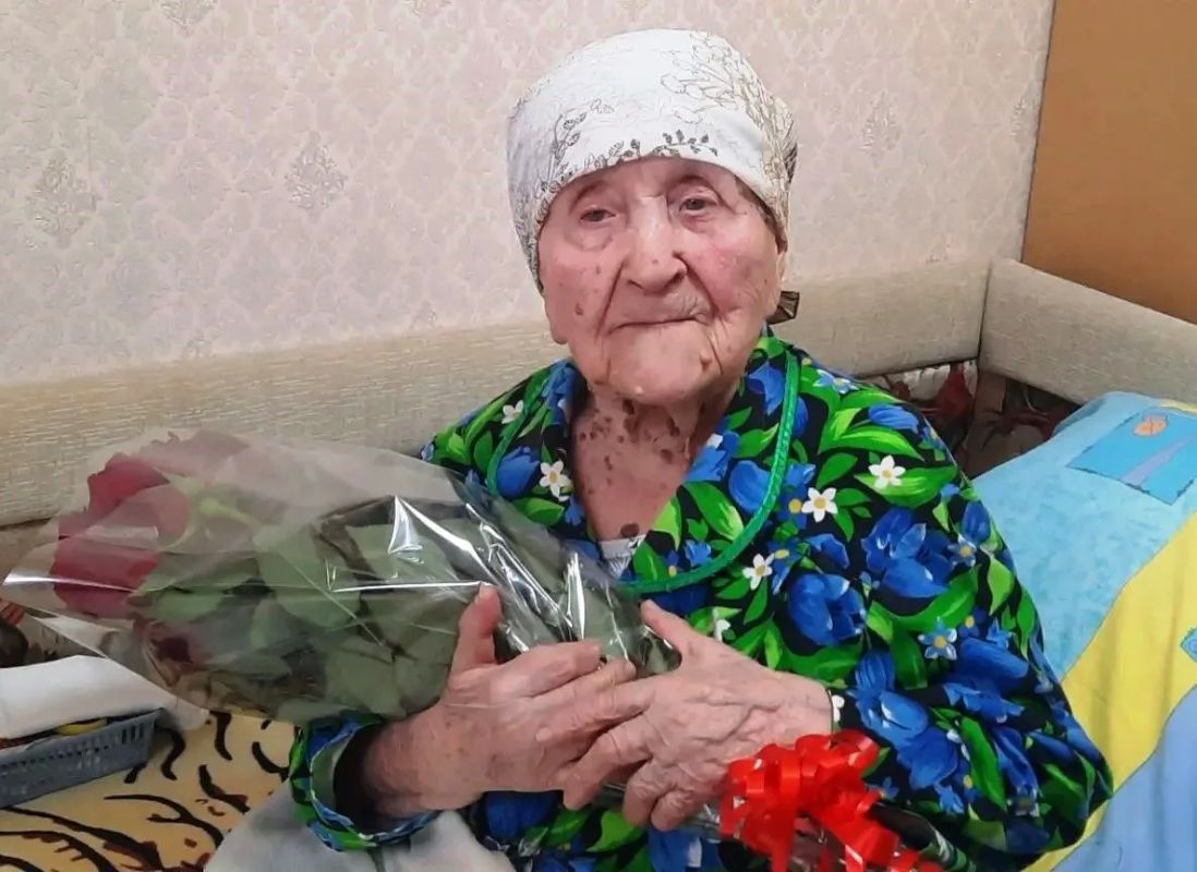 Жительнице Железнодорожного района Марии Михайловне Смагиной исполнилось 100 лет