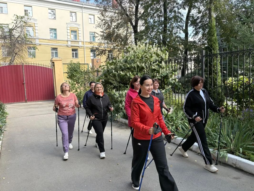В медучреждениях Воронежской области провели акции к Всероссийскому Дню ходьбы В медучреждениях Воронежской области провели акции к Всероссийскому Дню ходьбы