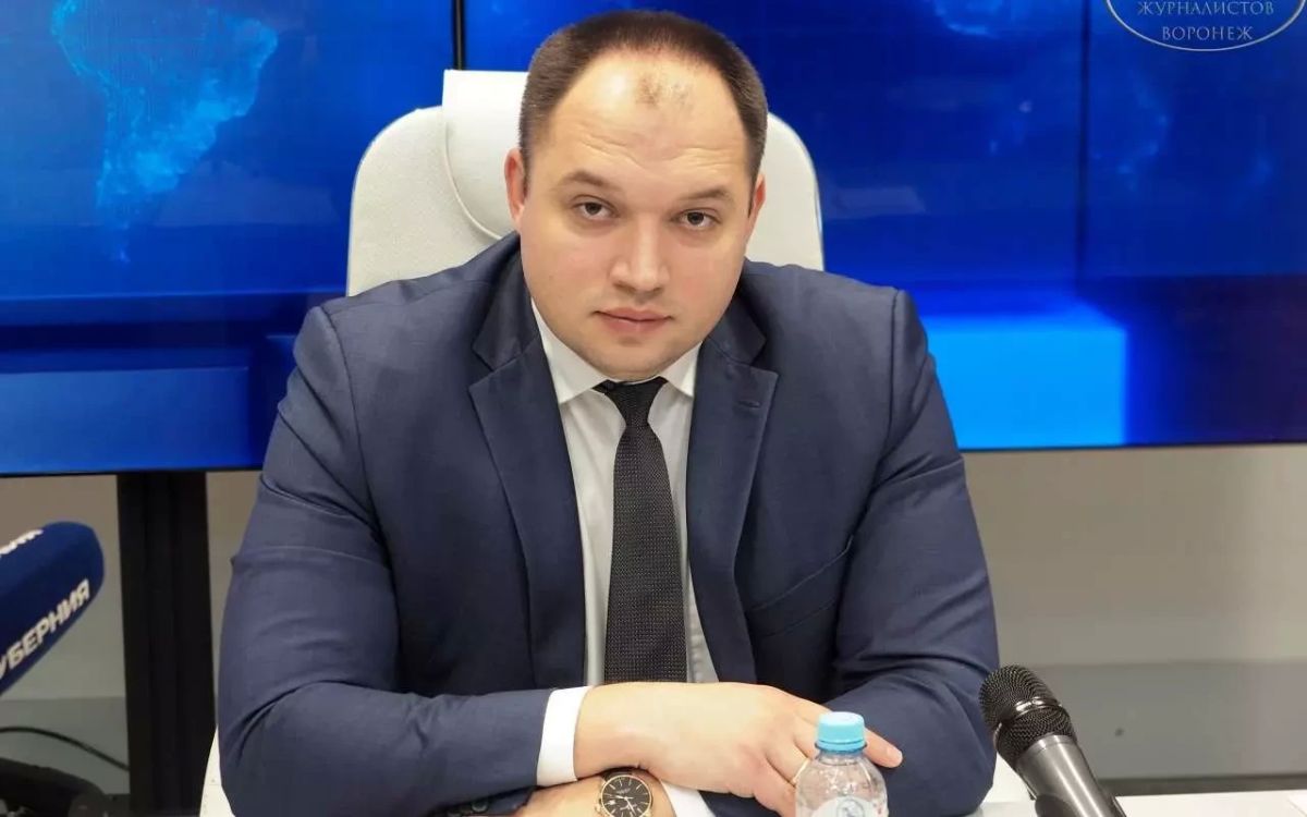 Ассоциация «Совет муниципальных образований Воронежской области» поздравляет Главу Семилукского муниципального района Зацепина Максима Александровича с днем рождения!