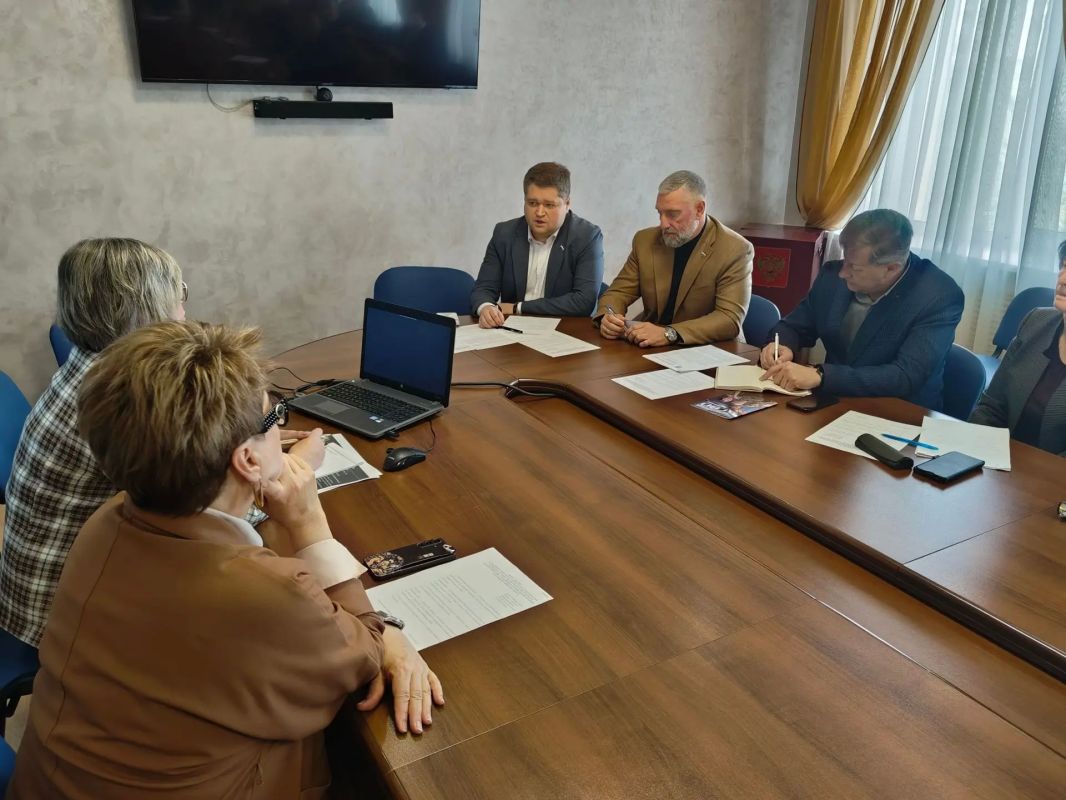 Депутаты обсудили координацию помощи ветеранам боевых действий и семьям участников СВО Депутаты обсудили координацию помощи ветеранам боевых действий и семьям участников СВО