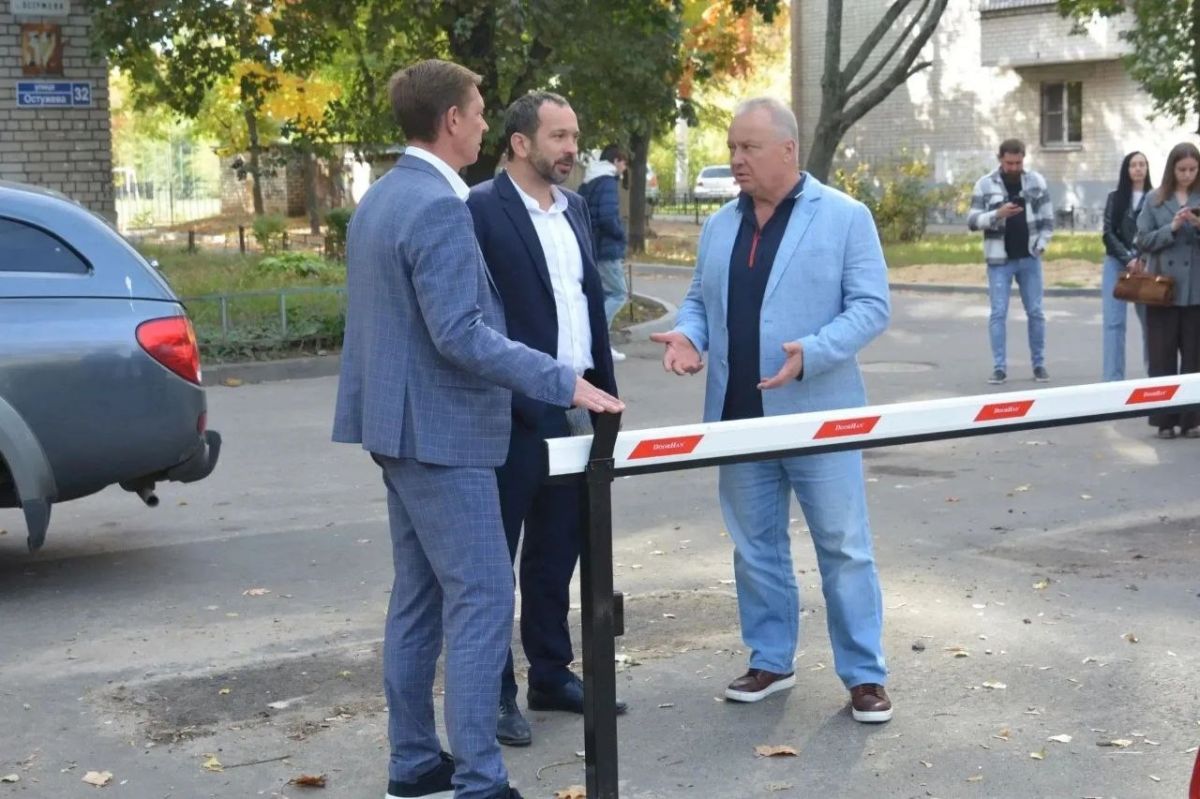 На территории Железнодорожного района Воронежа завершается сезон благоустройства На территории Железнодорожного района Воронежа завершается сезон благоустройства