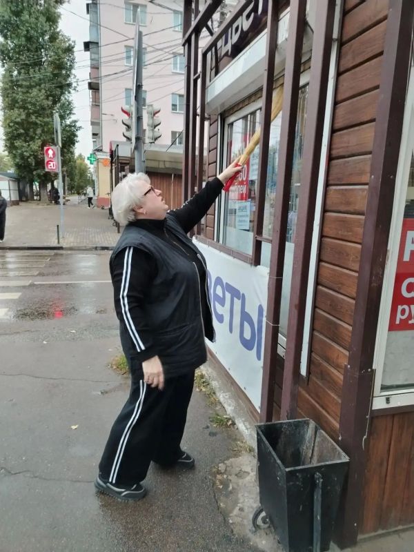 Управление предпринимательства и предпринимательское сообщество приняли участие в субботнике Управление предпринимательства и предпринимательское сообщество приняли участие в субботнике