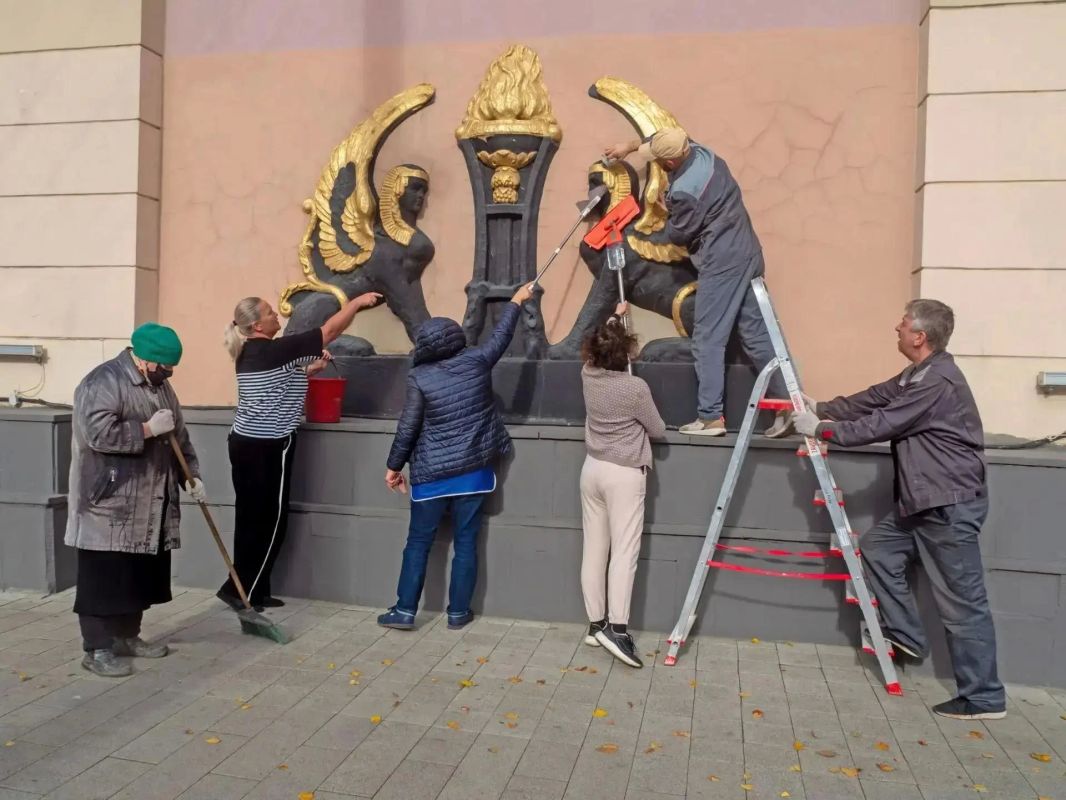 Подведомственные учреждения министерства культуры Воронежской области присоединились к ежегодному субботнику Подведомственные учреждения министерства культуры Воронежской области присоединились к ежегодному субботнику
