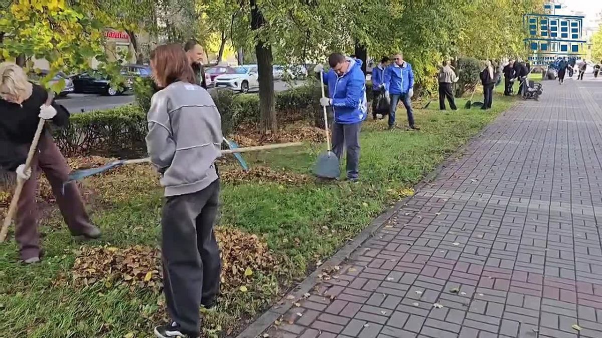 Есть в осени особенный день, когда воздух пахнет не только опавшей листвой, но и общим делом