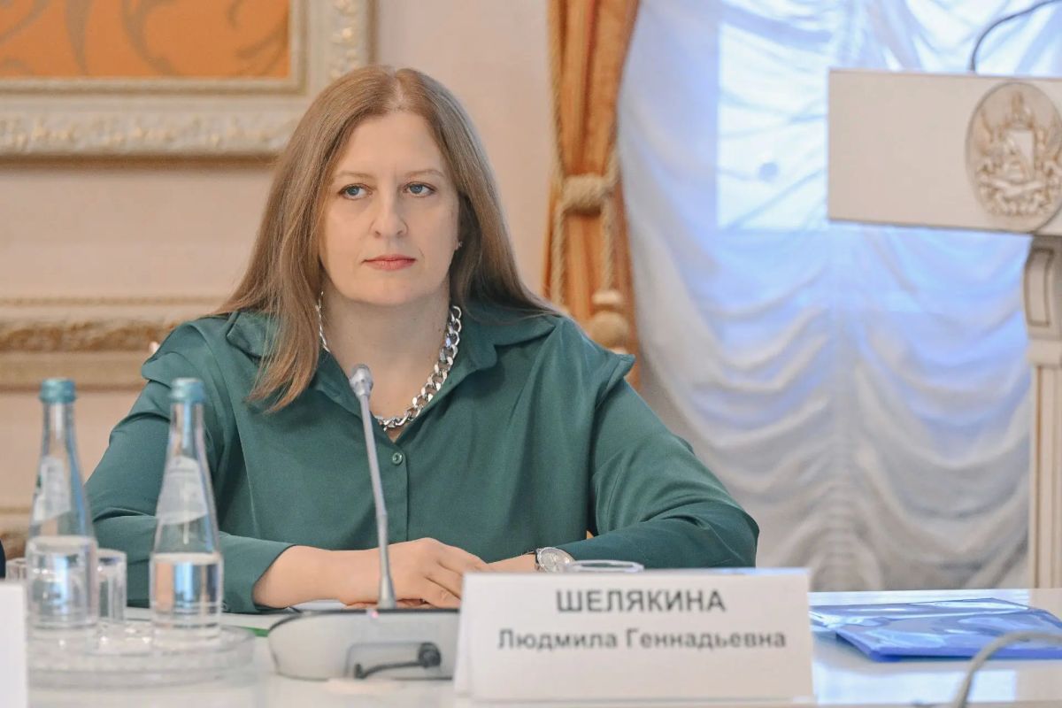 Министр Людмила Шелякина выступила на оперативном совещании под руководством первого заместителя председателя Правительства региона Данила Кустова Министр Людмила Шелякина выступила на оперативном совещании под руководством первого заместителя председателя Правительства региона Данила Кустова