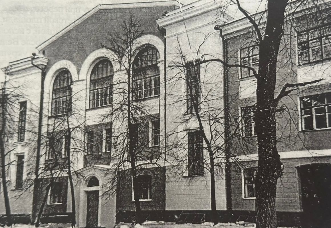 Неоренессанс на Володарского