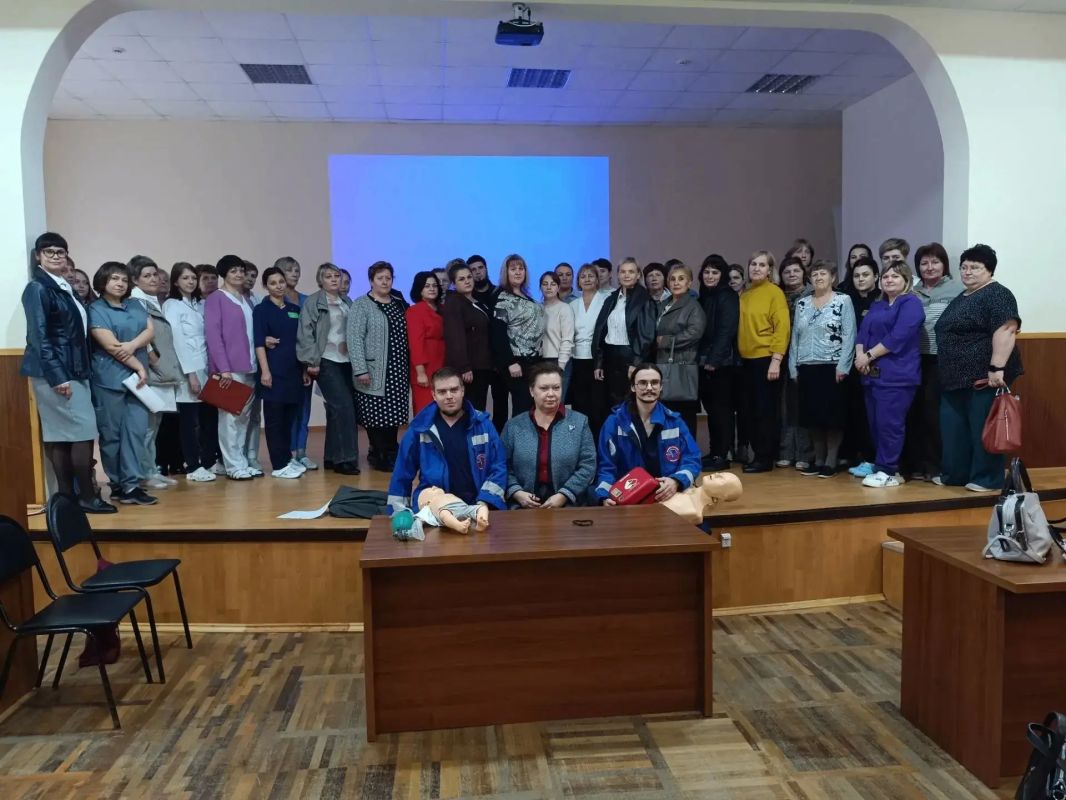 Фельдшеры ФАПов и врачебных амбулаторий из четырёх районов отработали навыки спасения жизни