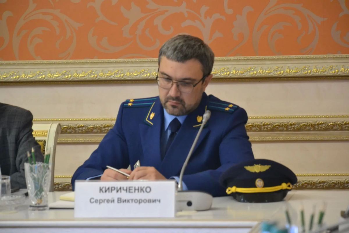 Представитель прокуратуры области принял участие в работе межведомственных комиссий по вопросам занятости и оплаты труда