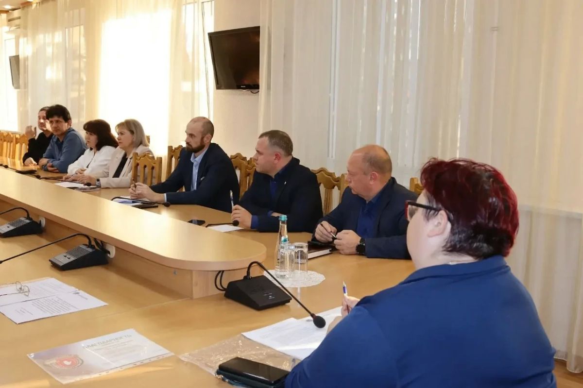Общественная палата Россошанского района совместно с местными властями работает над улучшением вокзалов Общественная палата Россошанского района совместно с местными властями работает над улучшением вокзалов