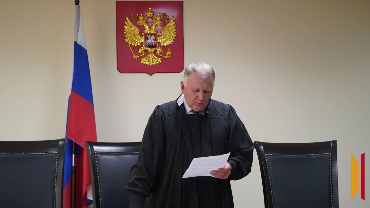 Бывшего главного коммуниста Борисоглебска освободили из-под стражи, хотя в деле появились еще двое потерпевших Бывшего главного коммуниста Борисоглебска освободили из-под стражи, хотя в деле появились еще двое потерпевших
