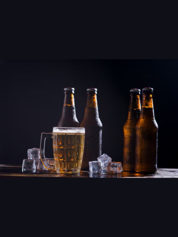 Бутылочное или разливное пиво: что выбрать любителям пенящегося напитка?