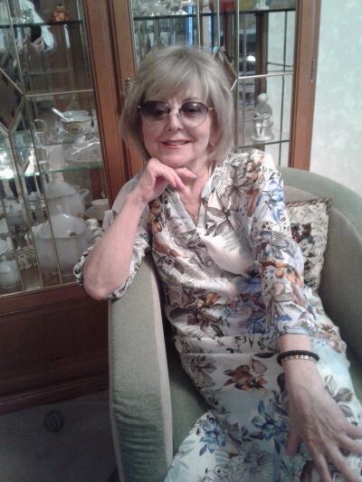 Как сохранить женственность и уверенность в любом возрасте: история Людмилы Молодых