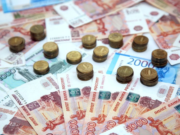 Наличные против банковских вкладов: выбор россиян