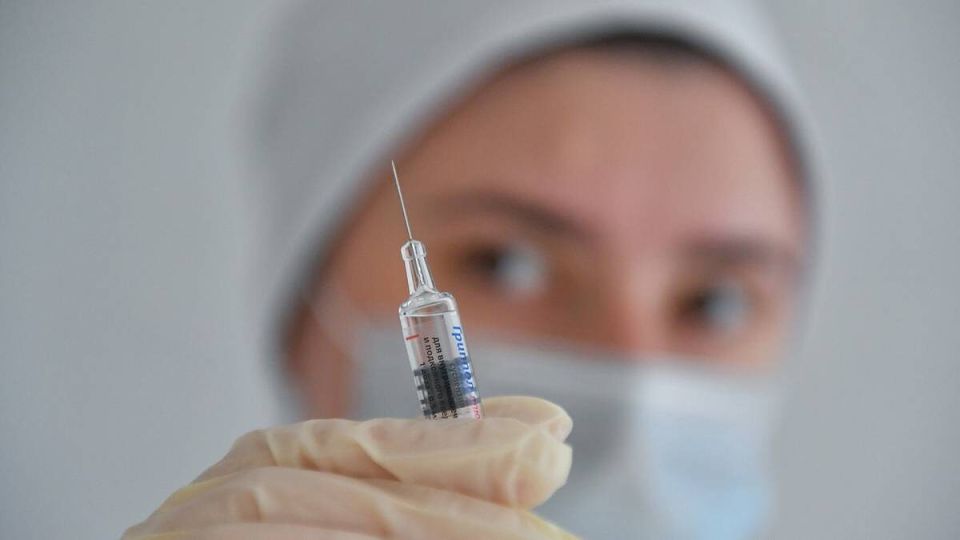 Россия перенесет сроки обязательных прививок — какие вакцины под угрозой?