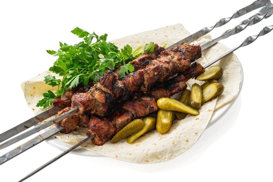 Необычный маринад для шашлыка с томатами и темным пивом